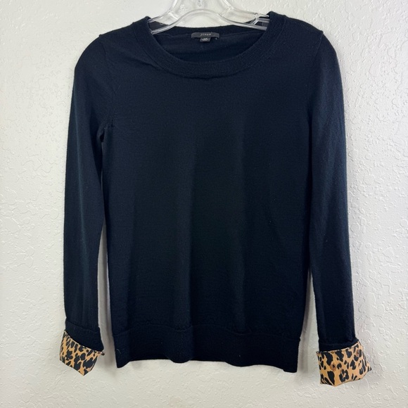 J.crew Scoop neck size XS Black Long Sleeve Top with Leopard Cuffs top - Picture 5 of 6
